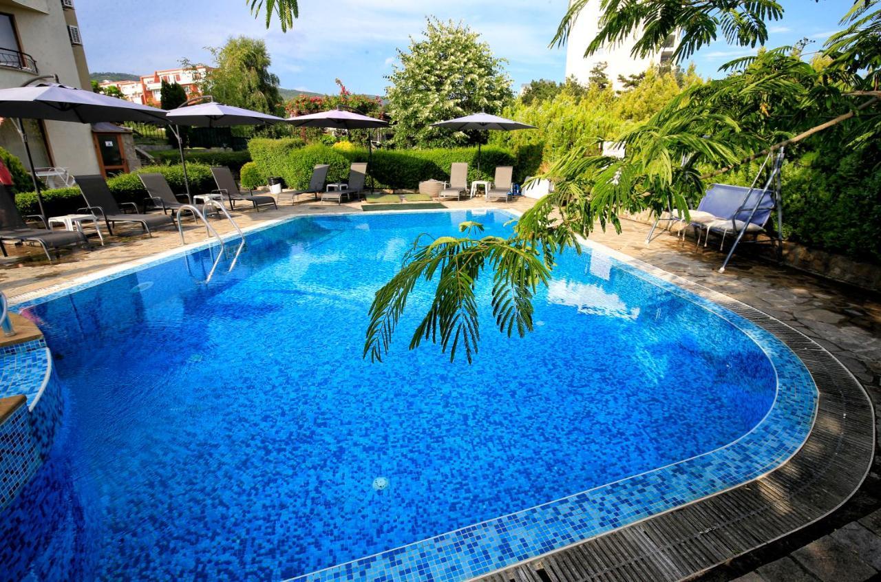 Stayinn Rainbow Houses Beachfront By Asteri Hotels ซันนีบีช ภายนอก รูปภาพ