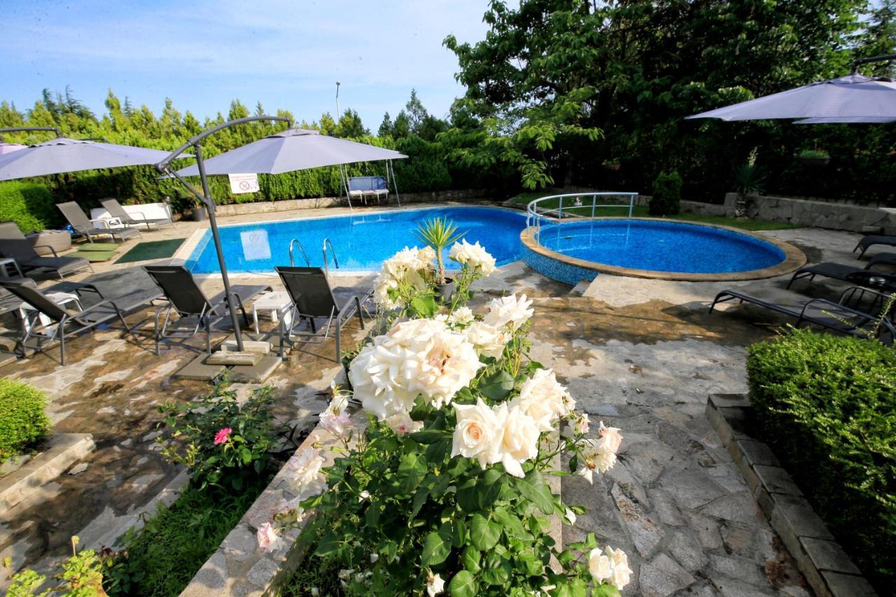 Stayinn Rainbow Houses Beachfront By Asteri Hotels ซันนีบีช ภายนอก รูปภาพ