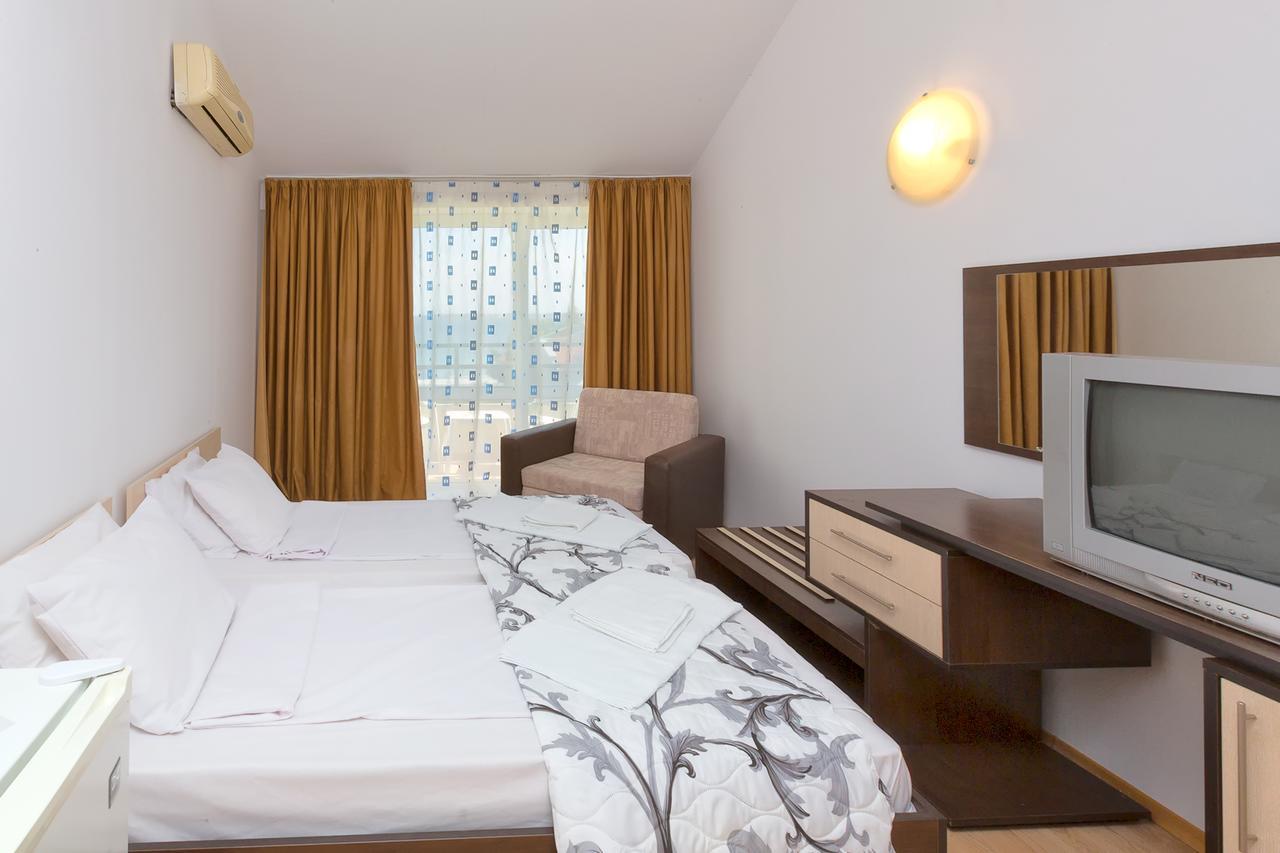 Stayinn Rainbow Houses Beachfront By Asteri Hotels ซันนีบีช ภายนอก รูปภาพ